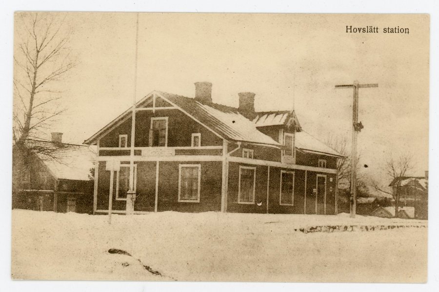 VYKORT Hovslätt Järnvägs-station ca 1920, ofrank