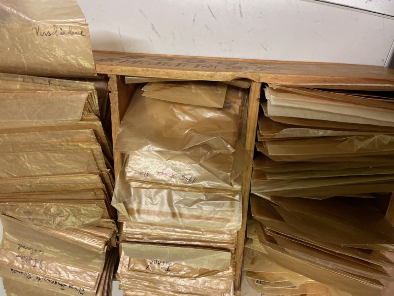 Gamla genuina dubbletter Sverige och utlandet.