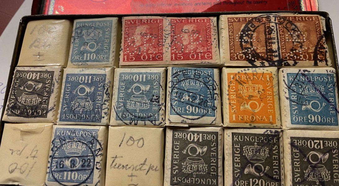 Bandmärken: 59st 100-buntar, ser gamla ut.