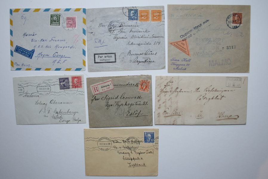 Pärm med ca 75 svenska försändelser, flera bättre.