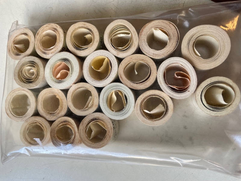 SLANIA: 20st kompletta 100-rullar med märken graverade av honom.