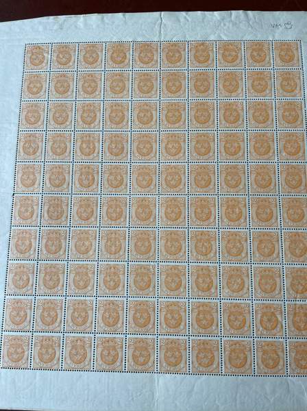 xx HELARK: F68-70 kpl + alla 27öres övertrycken på Medaljong.