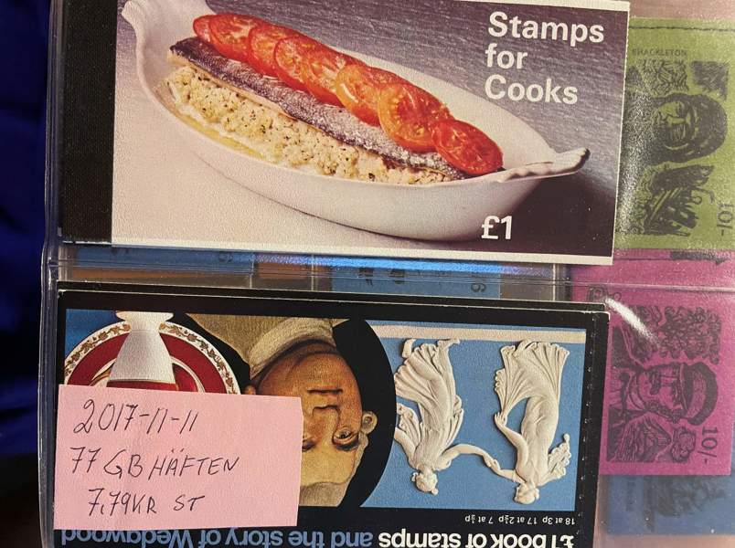 ENGLAND: 77st xx Häften i album.