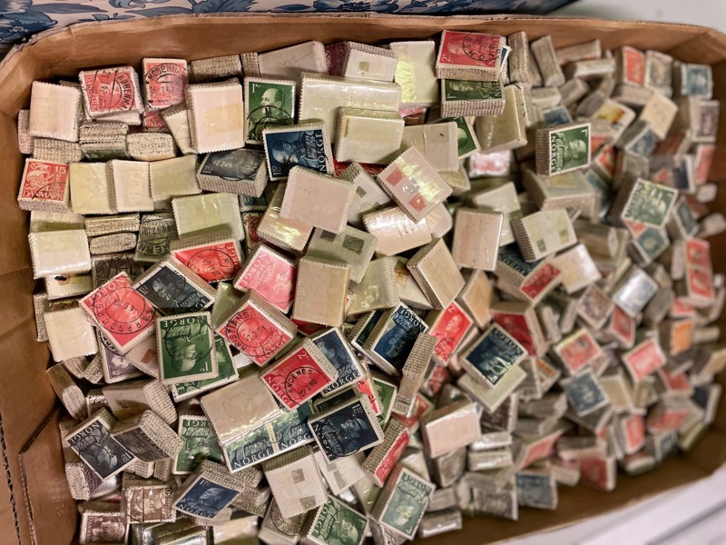 NORDEN: stor lot 100-buntar, ca 1500st.