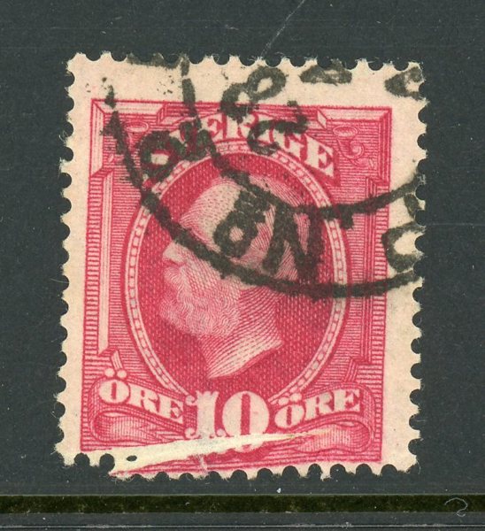 F54v9 Dragspel i nedre marginalen.