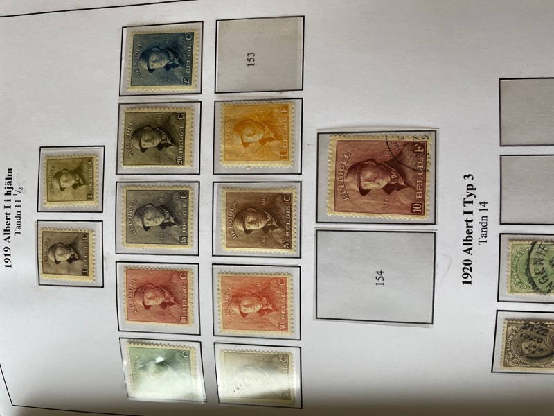 BELGIEN: samling  + fyra album dubbletter.