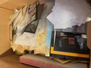Flyttlåda svenska dubbletter i perg.påsar etc.