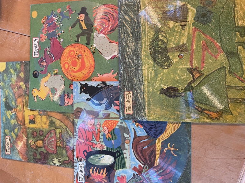 Grammofon-skivor "Sagokort" nr 6-9 komplett.