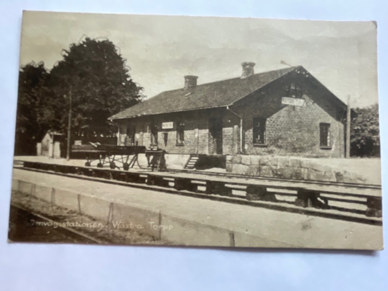 Järnvägs-stationen Wästra Torup, skrivet ca 1920