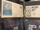 xx/FDC i fyra pärmar 1936 -1970tal. Många FDC med vinjetter.