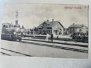 Järnvägs-stationen Gårdsjö med lok, personal frank. 1912